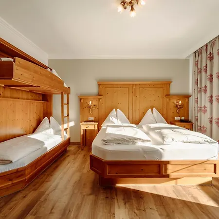 Lerch Hotell
