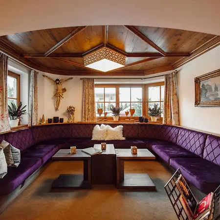 Hotel Lerch 4*