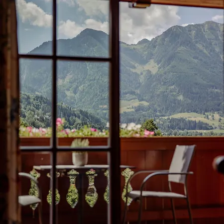 Hotel Lerch 4*